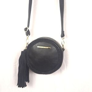 Steve Madden Small Round Black Tassel Crossbody bag, Adjustable, Boho, NWOT